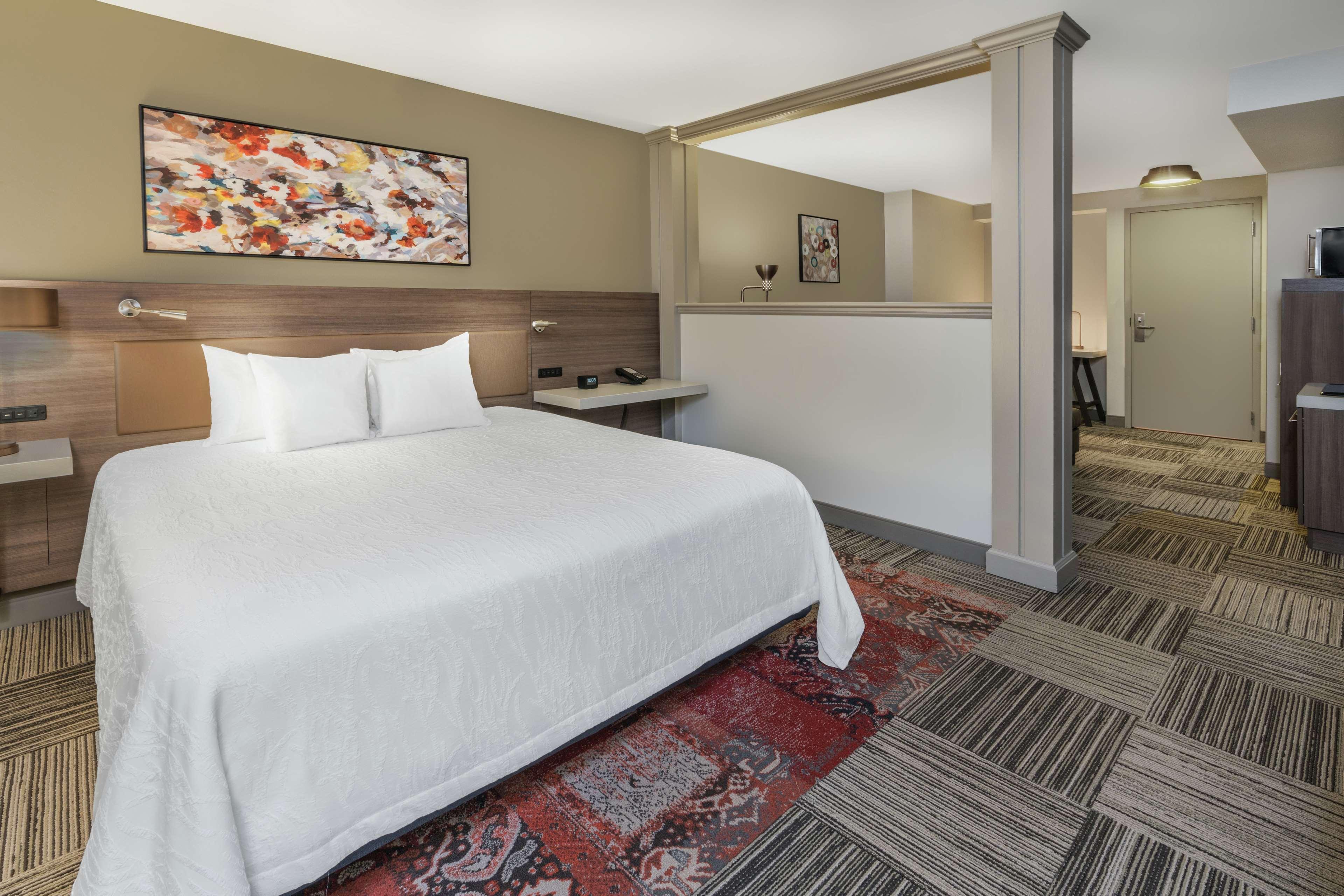 Hilton Garden Inn Syracuse East Syracuse Exterior photo
