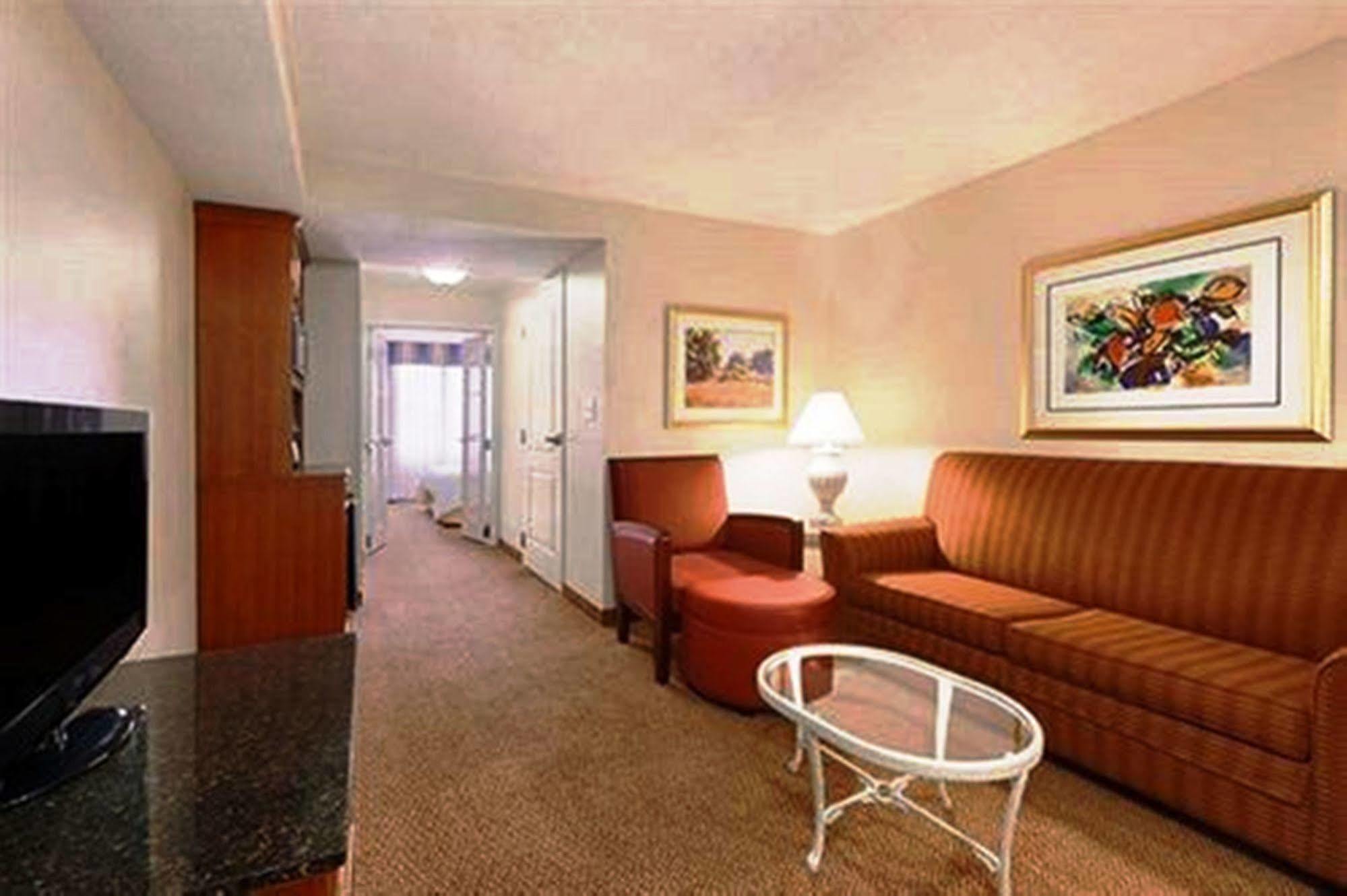 Hilton Garden Inn Syracuse East Syracuse Exterior photo